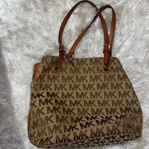 Michael Kors Bag!!